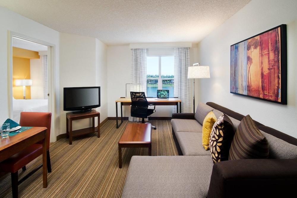 Sonesta Es Hotel 3*